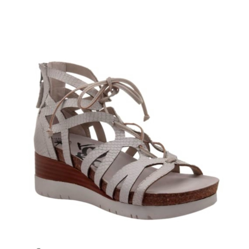 NWOT OTBT Escapade gladiator sandals